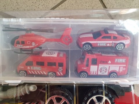 Auto tir z napędem + 4 pojazdy straż pożarna Auto tir z napędem + 4 pojazdy straż pożarna