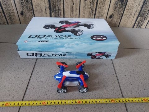 Auto z napędem 8szt ze śmigłami 12cm Auto z napędem 8szt ze śmigłami 12cm