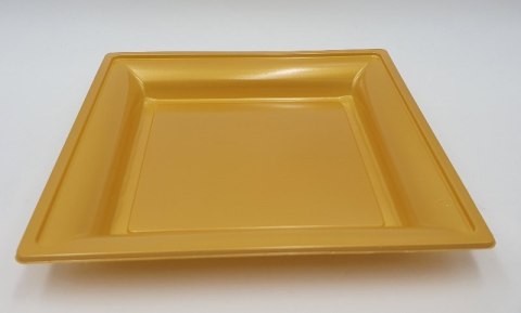 Talerz plastikowy 18x18cm złoty 12szt 34-03 Talerz plastikowy 18x18cm złoty 12szt 34-03